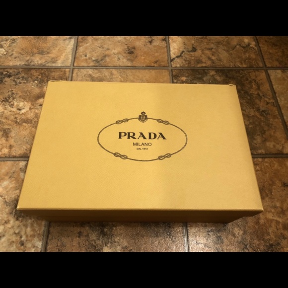 Prada Loafer size 37.5 - Picture 2 of 7